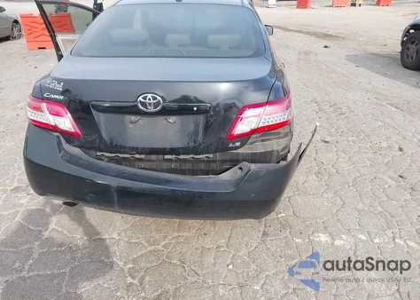 2010 Toyota Camry Le z USA, uszkodzony, nr VIN 4T1BK3EK6AU107414